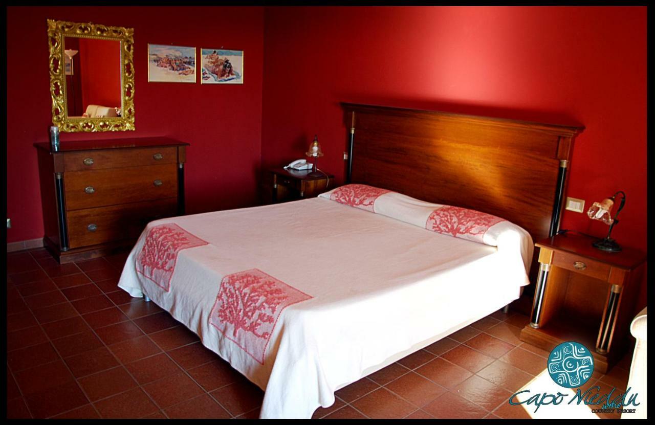 Country Resort Capo Nieddu Santa Caterina Di Pittinuri  Exterior foto