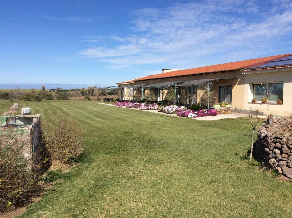 Country Resort Capo Nieddu Santa Caterina Di Pittinuri  Exterior foto